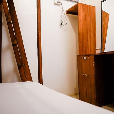 Yes Surf Siargao Hostel General Luna  Bagian luar foto