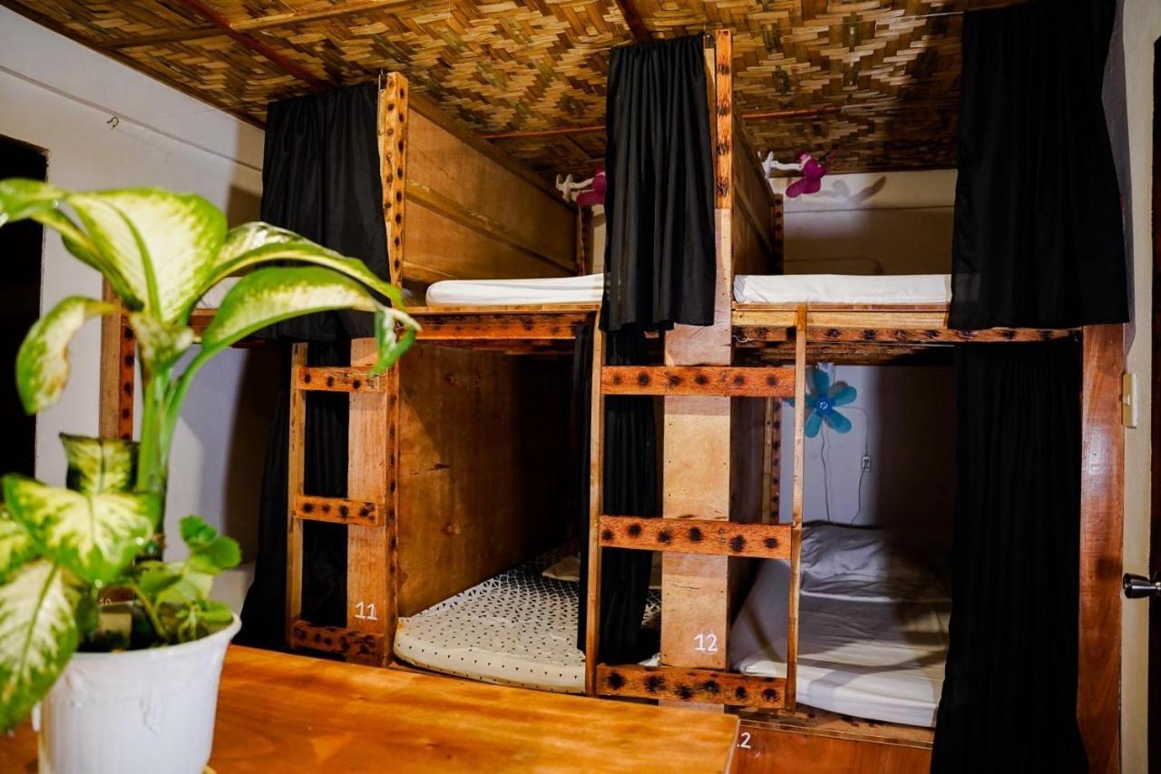 Yes Surf Siargao Hostel General Luna  Bagian luar foto