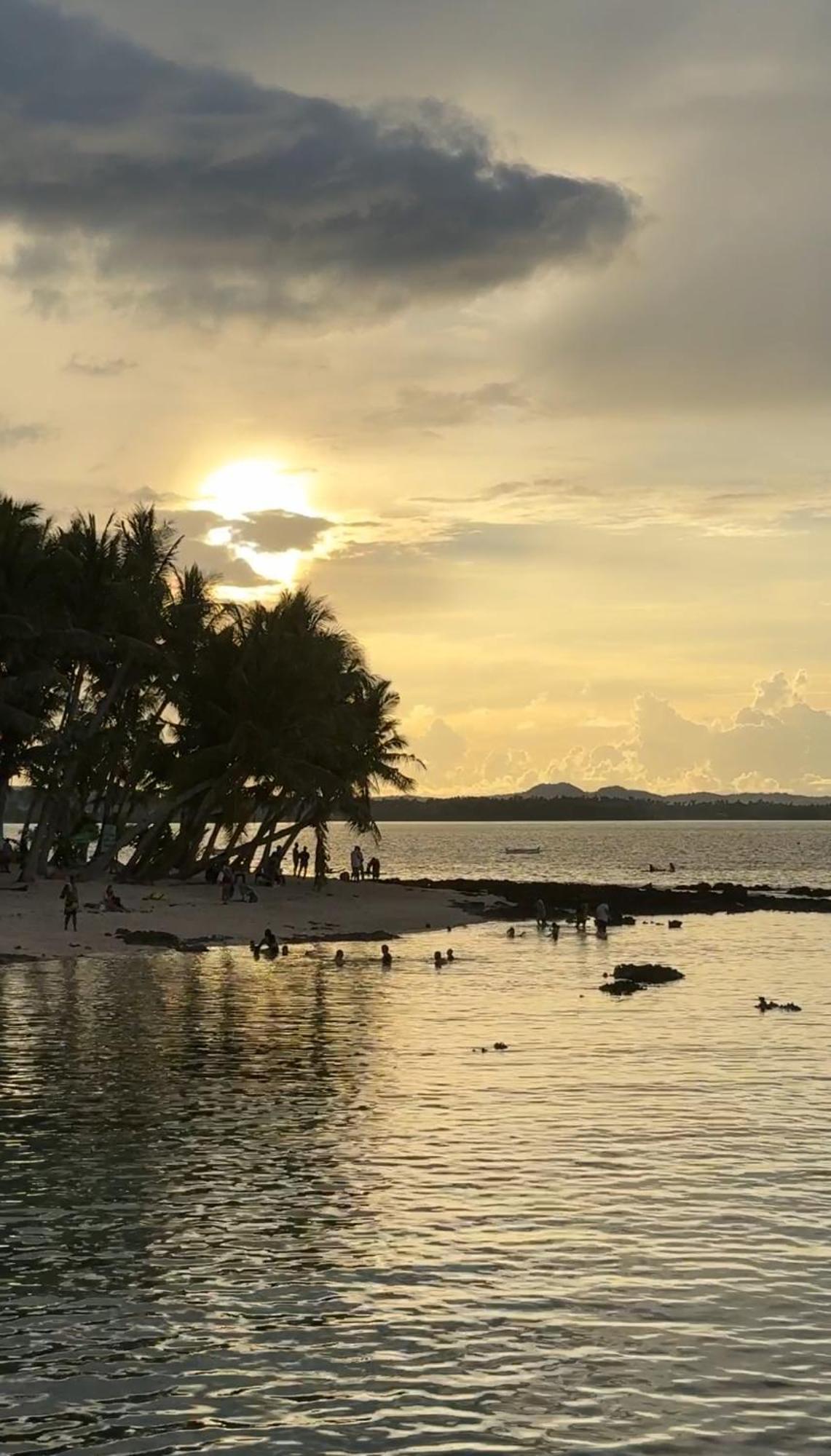 Yes Surf Siargao Hostel General Luna  Bagian luar foto
